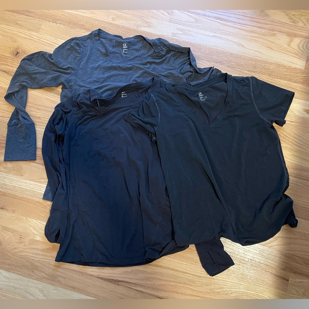 GapFit Breathe Top bundle sz M